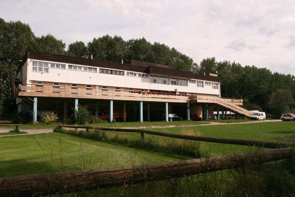 براغ Hostel Boathouse المظهر الخارجي الصورة